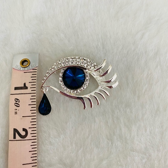 Blue Eye Brooch - Picture 4 of 6